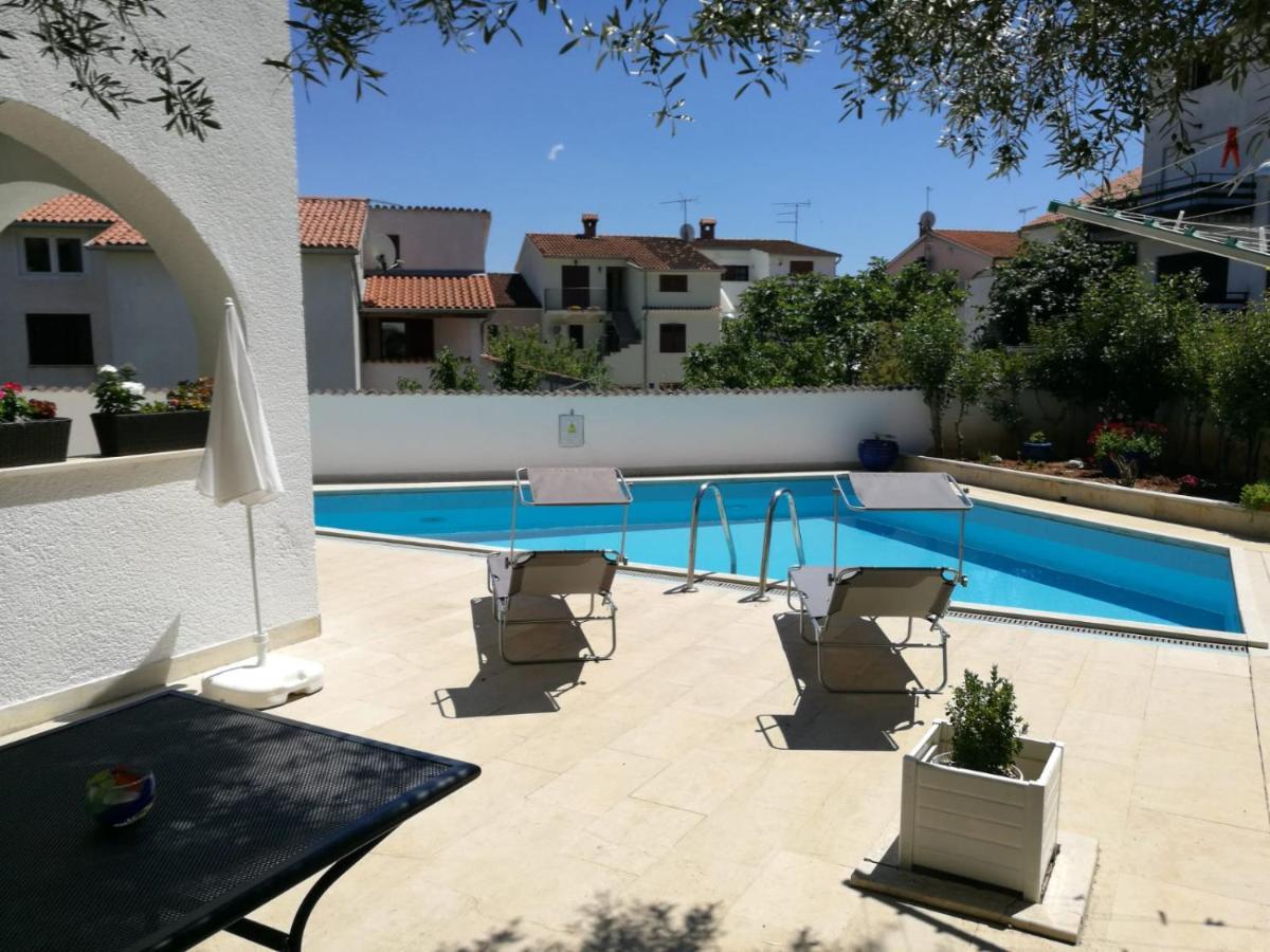 Ferienhaus Bozena Appartment 4 Vrsar Exterior photo